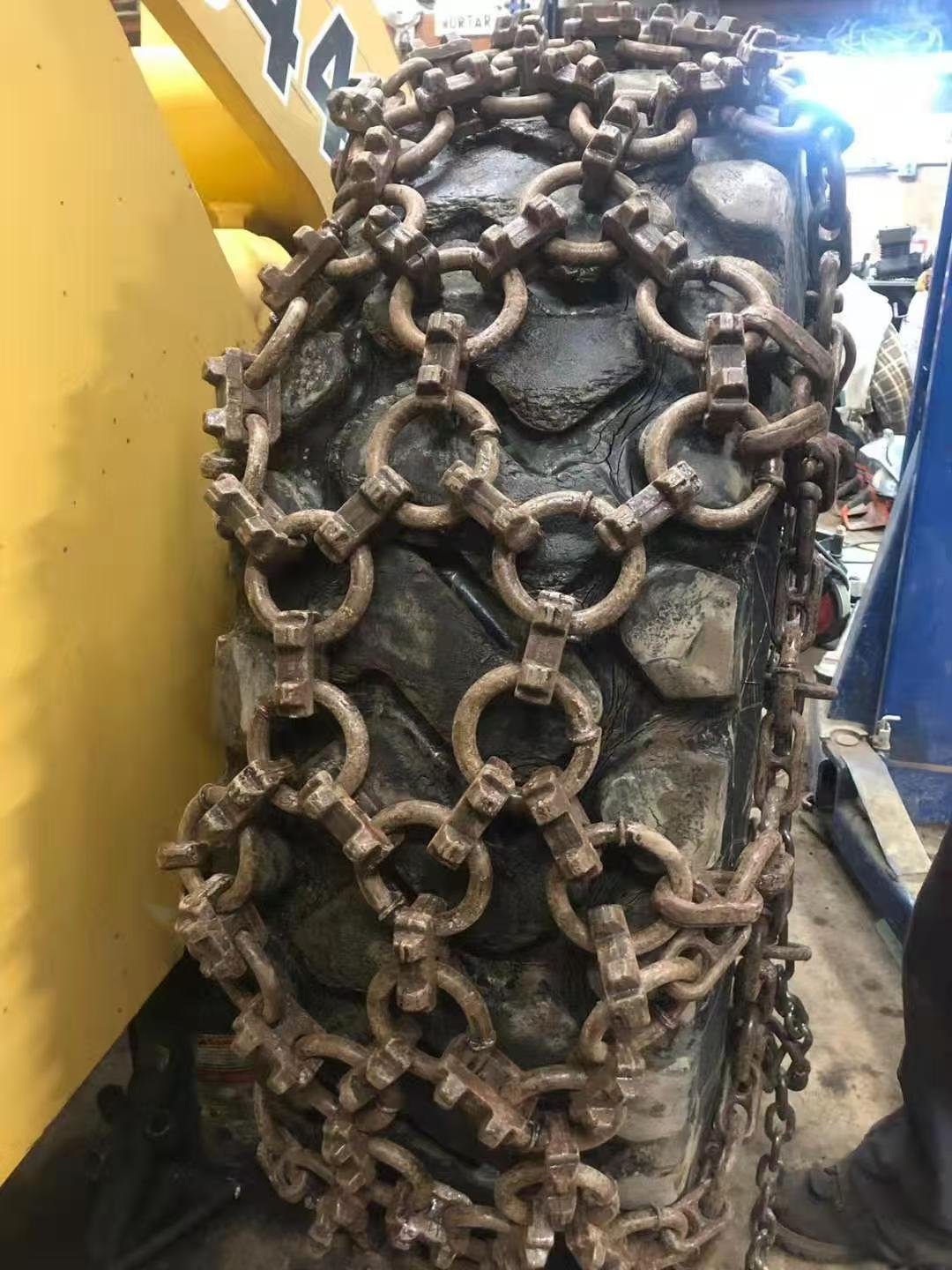 Skidder Traction Chains 16.9-28 for Muddy Working Application