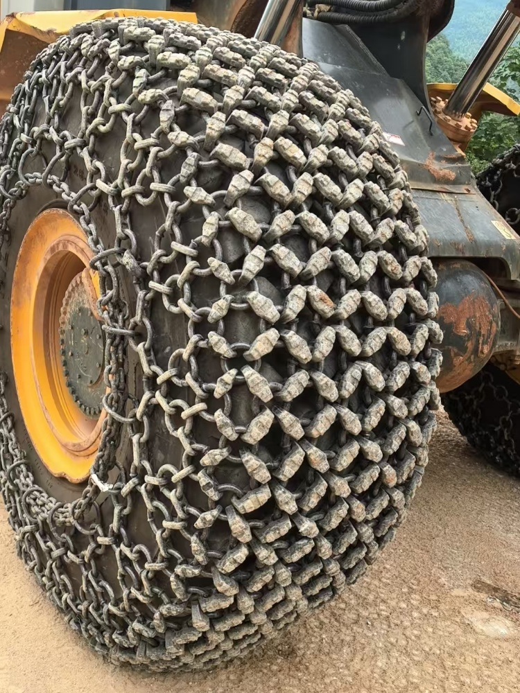 ×13 UNIVERSAL - Image 3